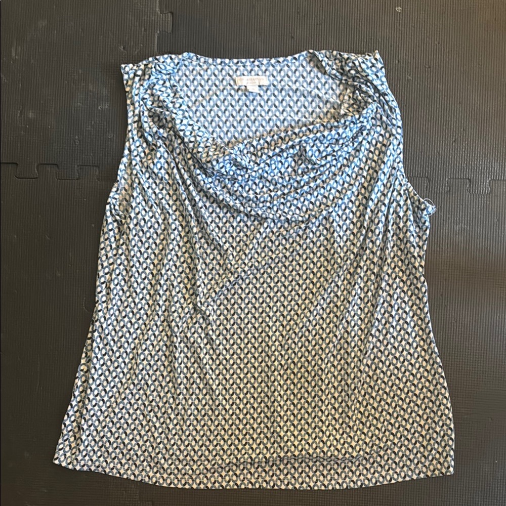 Blue and White Patterned Sleeveless Top